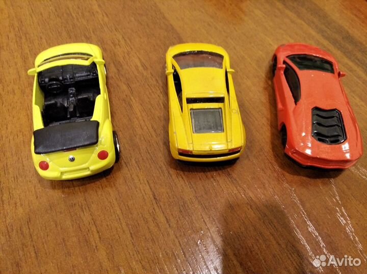 Машинки 1:64