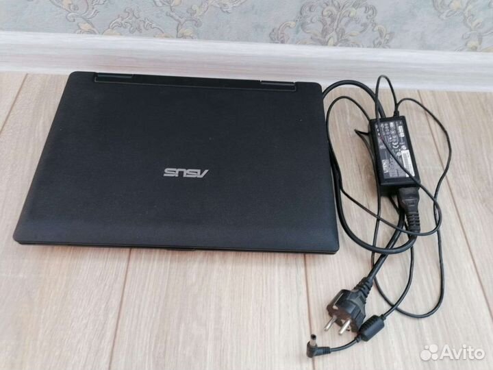 Ноутбук asus