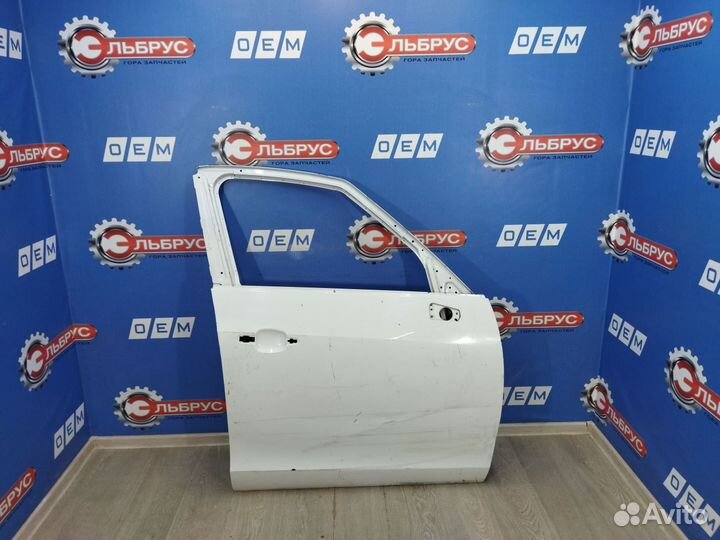 Дверь передняя правая Opel Zafira С Турер 2012
