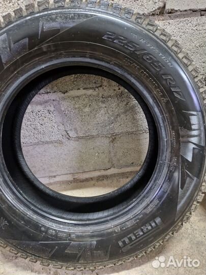 Pirelli Scorpion Ice Zero 2 225/65 R17