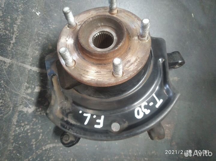 Ступица передняя на Nissan X-Trail T30