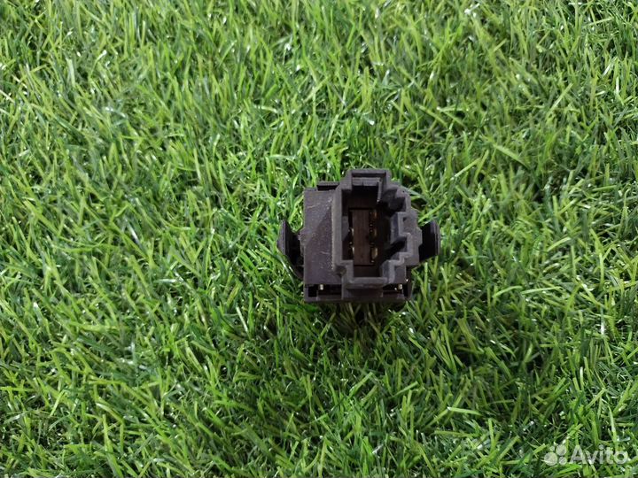 Кнопка корректора фар Volkswagen