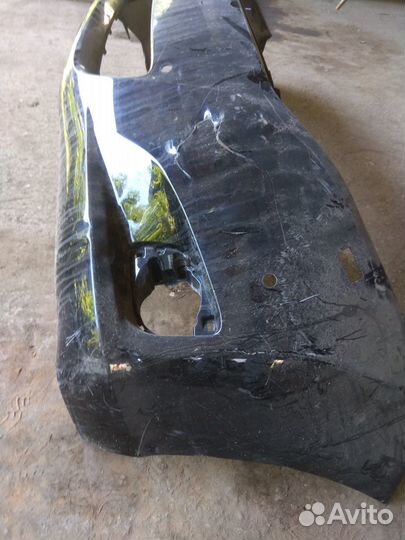 Бампер передний Toyota Venza 521190t011