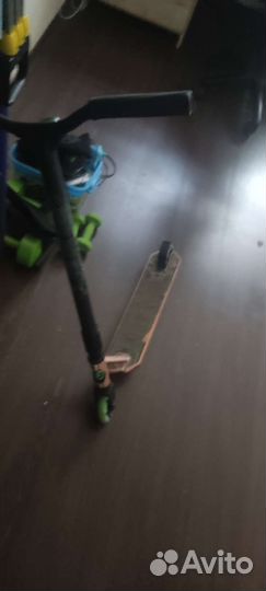 Трюковой самокат axelo