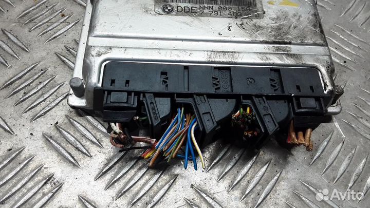 Блок управления двигателем Land Rover Freelander