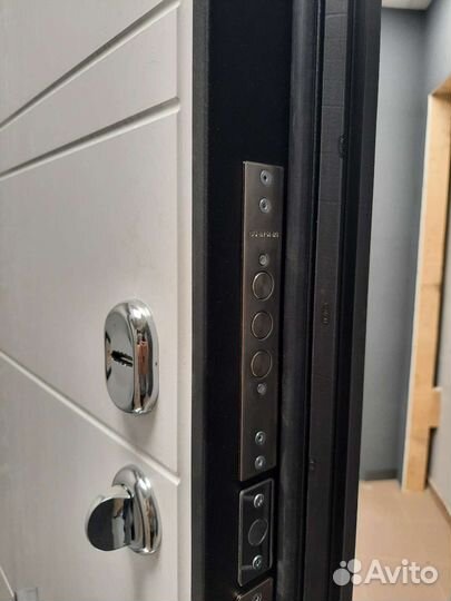 Дверь входная