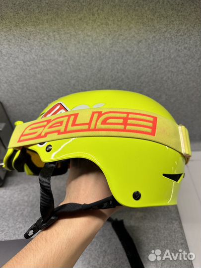 Горнолыжный шлем и маска