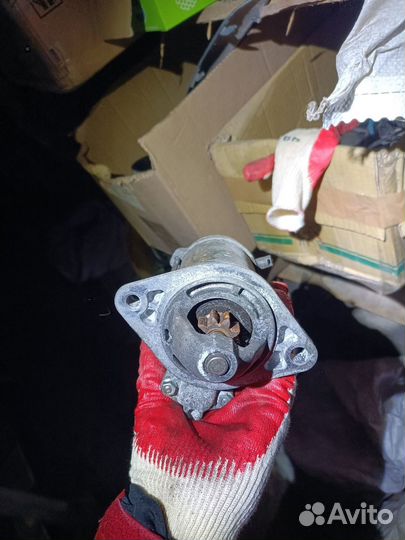 Стартер Тойота Корола Авенсис 1,8