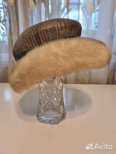 Новая шляпа нат кожа с норкой