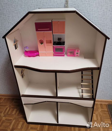 Домик кукольный