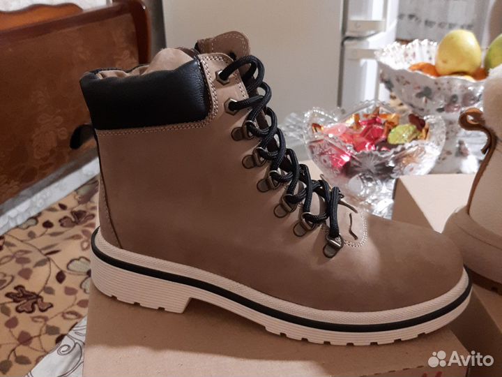 Ботинки женские зимние