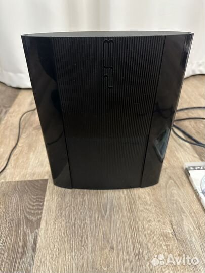 Sony playstation 3 super slim