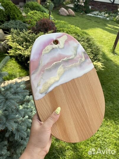 Доска из эпоксидной смолы для подачи