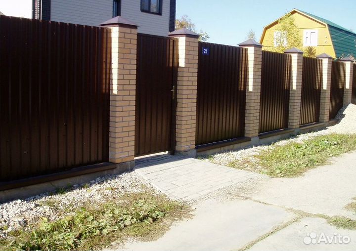 Забор из профнастила 70 метров