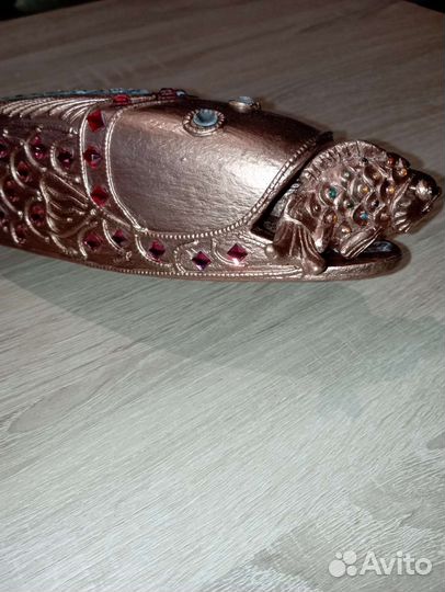 Интерьерная статуэтка