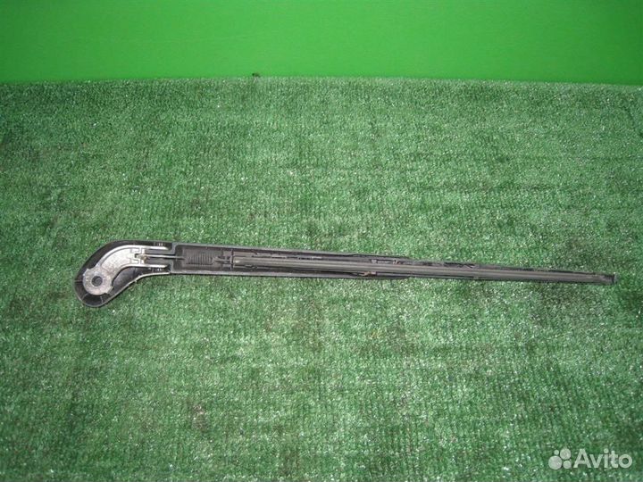 Поводок стеклоочистителя задний Ford Focus 2 (CB4