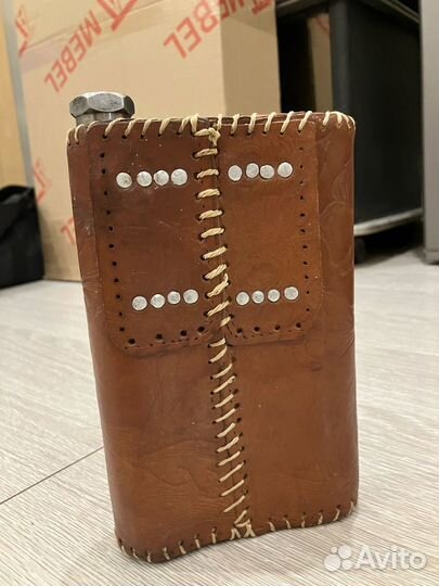 Фляга в коже