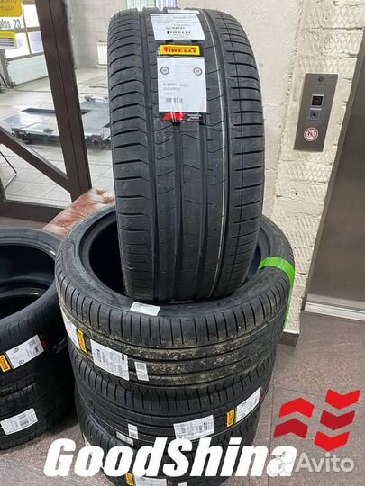 Pirelli P Zero PZ4 L.S. 295/35 R22