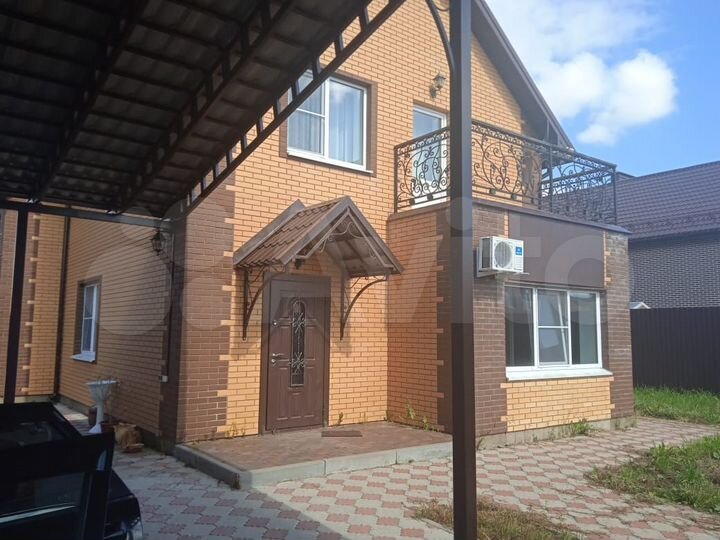 Коттедж 168,5 м² на участке 7 сот.