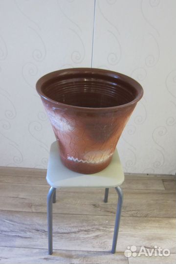 Цветочные горшки большие