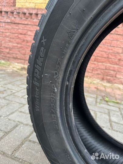 Hankook Winter I'Pike 235/55 R19 105T