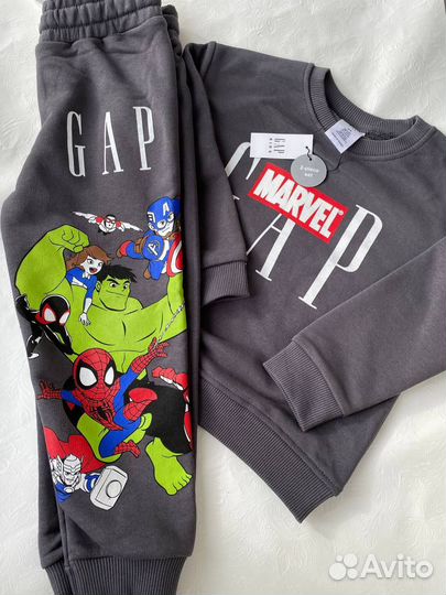 Gap костюм новый детский Marvel