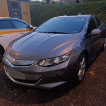 Chevrolet Volt 1.5 CVT, 2018, 110 000 км, с пробегом, цена 2 100 000 руб.