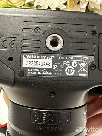 Зеркальный фотоаппарат canon 550d