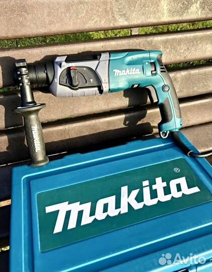 Перфоратор makita HR2470