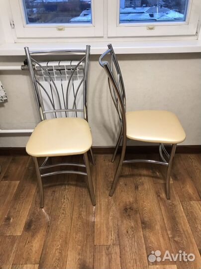 Продам стулья кухонные