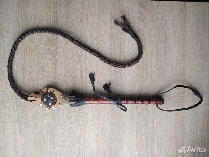 Плетка из натуральной кожи (кожа+дерево)