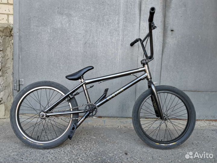 Трюковой велосипед bmx