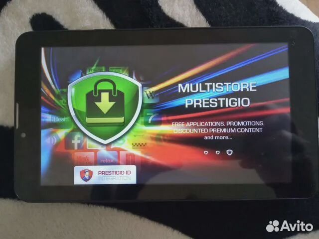 Планшеты Большой яркий дисплей и стильный дизайн