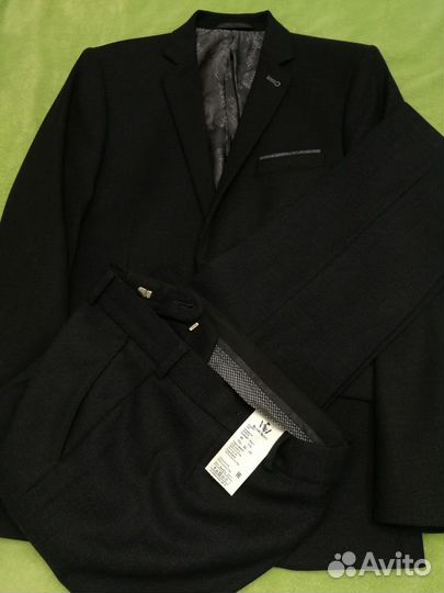 Костюм. Пиджак + брюки для мальчика