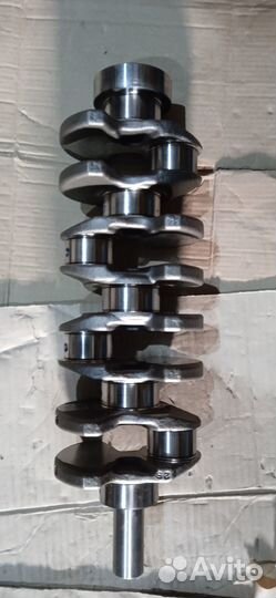 Вал коленчатый