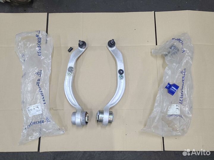 Рычаг передний нижний Audi Allroad A6 C5