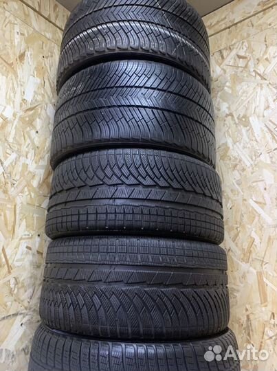 Michelin Pilot Alpin PA4 265/35 R20 и 295/30 R20