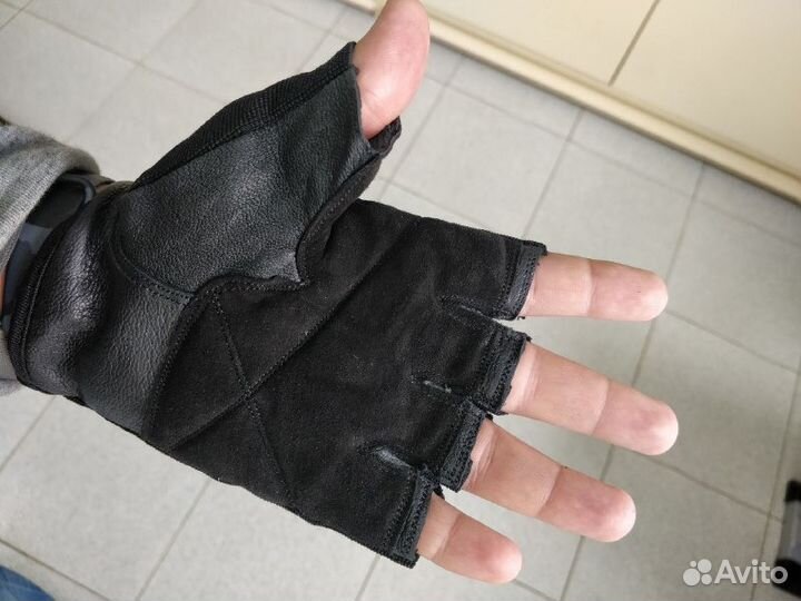 Перчатки для фитнеса