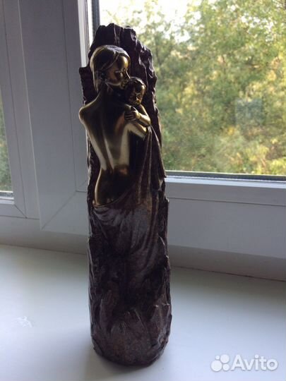 Статуэтка Мать и дитя