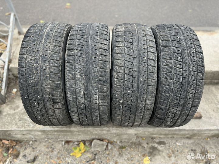 Bridgestone Blizzak Revo GZ 215/45 R13 87S