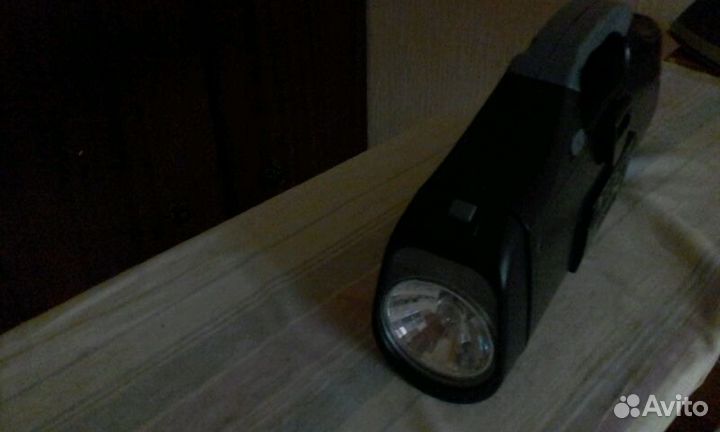 Инструменты и фонарь (2/1) для автомобиля