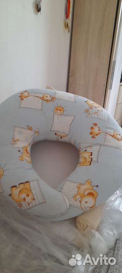 Подушка для кормления грудью (позиционер)