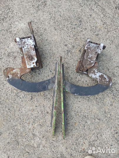 Петли на Ламбо двери