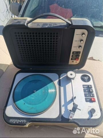 Проигрыватель винила