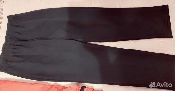 Спортивный костюм женский