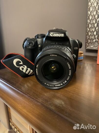 Зеркальный фотоаппарат canon eos 1000D