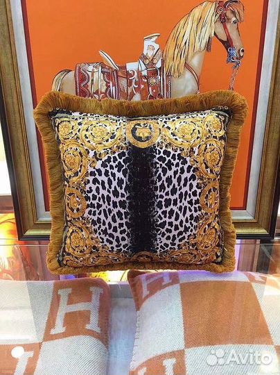 Чехол на подушку versace
