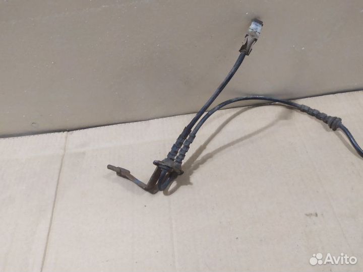 Датчик abs передний правый Nissan Almera G15 K4M