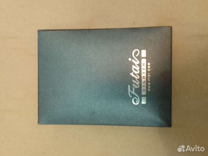 Зажигалка газовая