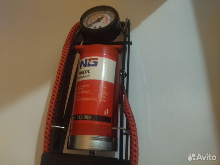Насос для подкачки колес